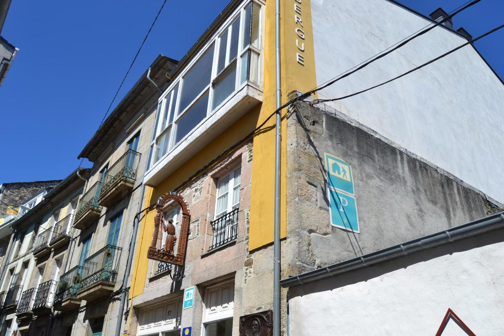 Albergue Internacional Hostel Sarria Εξωτερικό φωτογραφία